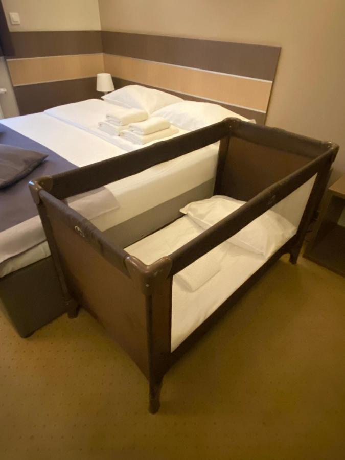 Hotel Sleep ヴロツワフ エクステリア 写真
