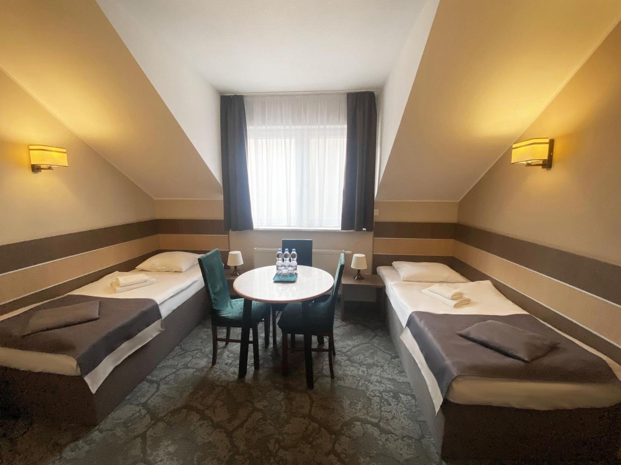 Hotel Sleep ヴロツワフ エクステリア 写真
