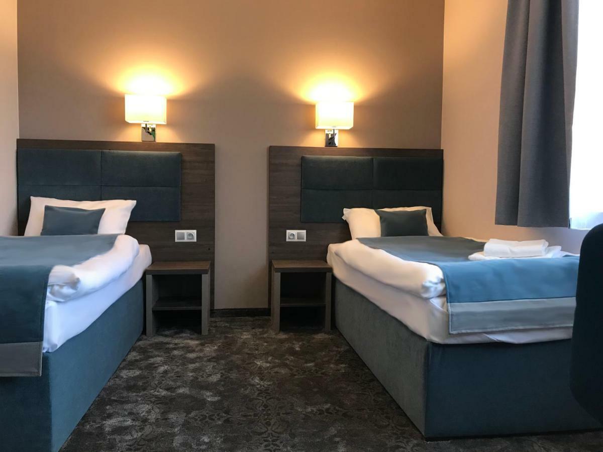 Hotel Sleep ヴロツワフ エクステリア 写真