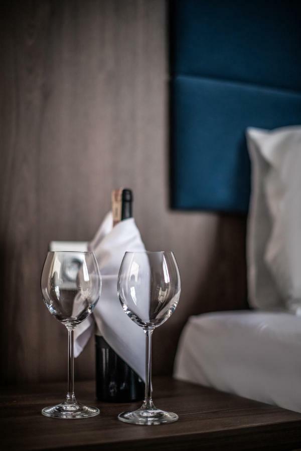 Hotel Sleep ヴロツワフ エクステリア 写真